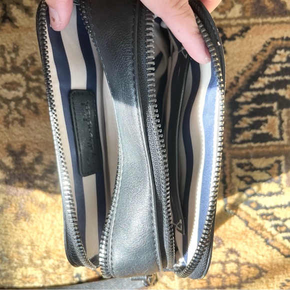 Splendid Cheetah Leopard Print Crossbody Two Compartment Purse Cute Barely Used - Picture 10 of 11